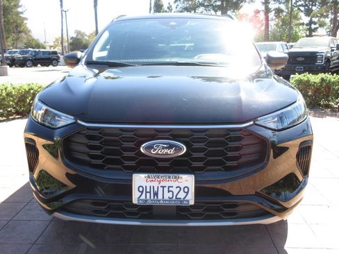 Certified 2023 Ford Escape ST-Line w/ Tech Pack #1 FWD image 8