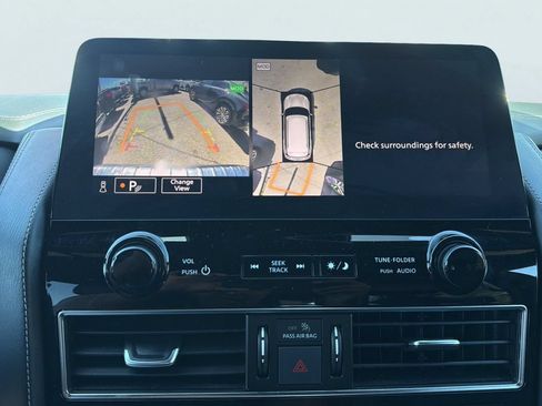Used 2024 INFINITI QX80 Luxe AWD/4WD image 11