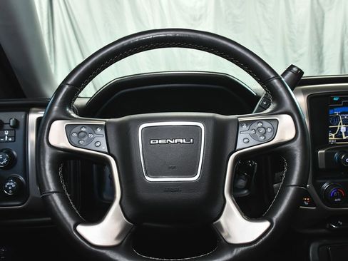 Used 2018 GMC Sierra 1500 Denali image 28