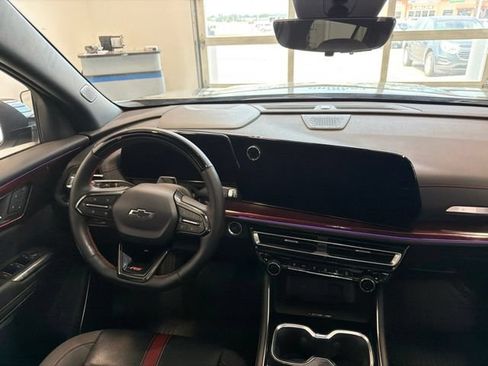 Used 2025 Chevrolet Traverse RS w/ LPO, Floor Liner Package AWD/4WD image 26