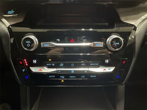 Used 2021 Ford Explorer Platinum image 20