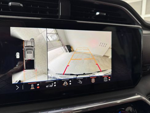 Certified 2024 GMC Sierra 1500 Denali Ultimate AWD/4WD image 23