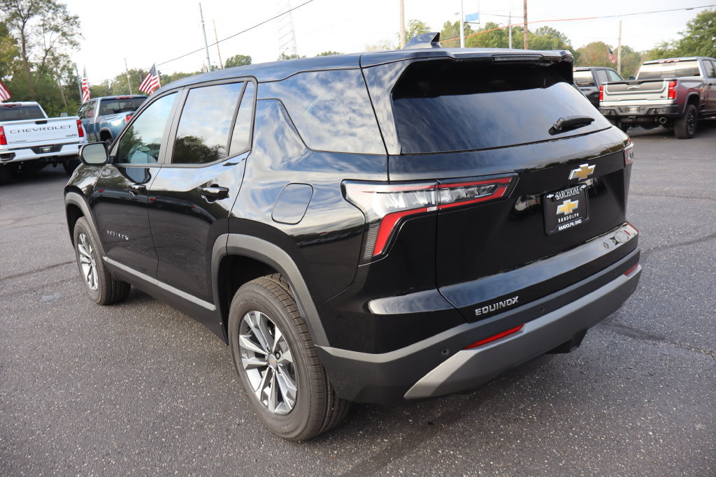 New 2027 Chevrolet Equinox LT FWD image 3