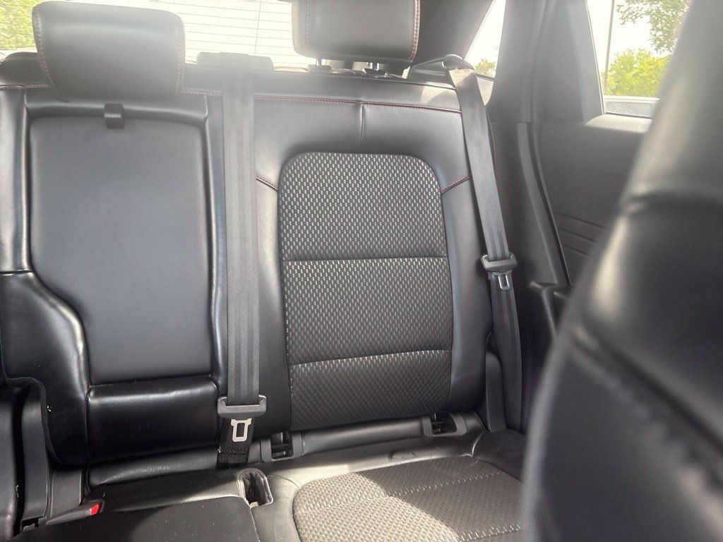 Used 2024 Ford Escape ST-Line w/ Tech Pack #1 FWD image 21