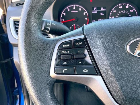 Used 2021 Hyundai Accent SE image 22