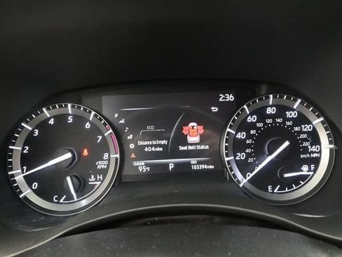 Used 2020 Toyota Highlander XLE FWD image 10