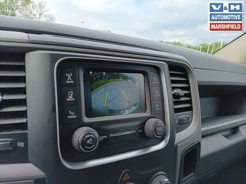 Used 2017 RAM 2500 Tradesman w/ Chrome Appearance Group AWD/4WD image 11