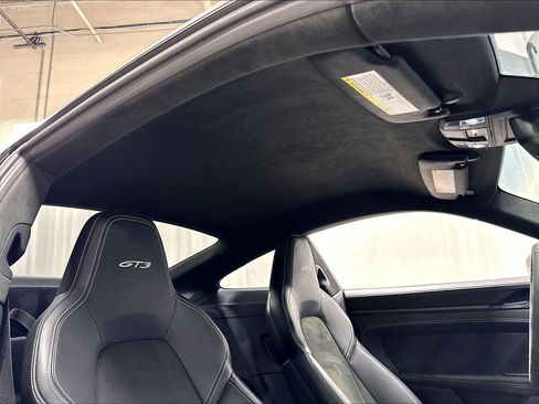 Used 2022 Porsche 911 GT3 RWD image 25