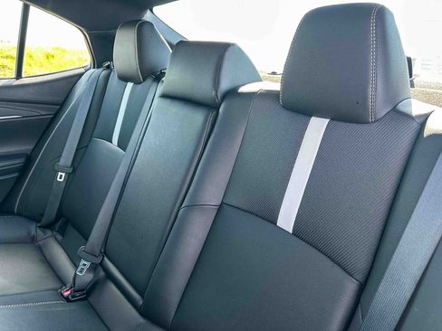 Used 2025 Toyota Camry SE FWD image 18