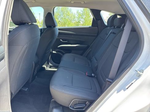 Used 2025 Hyundai Tucson SE AWD/4WD image 29