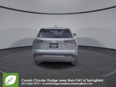 Used 2025 Chevrolet Equinox LT image 13