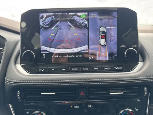 Certified 2022 Nissan Rogue SL w/ SL Premium Package image 33