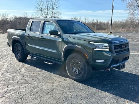 New 2025 Nissan Frontier PRO-4X image 7