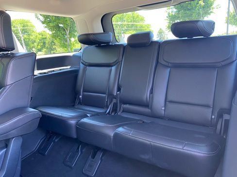 Certified 2025 Ford Expedition Platinum AWD/4WD image 26