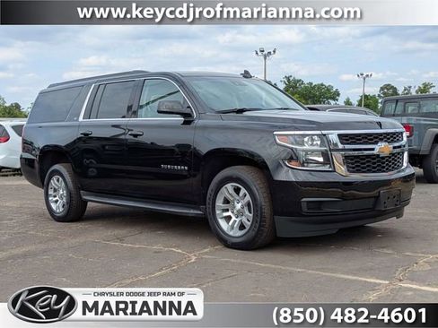 Used 2019 Chevrolet Suburban LT RWD image 1
