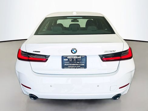 Used 2023 BMW 330i xDrive Sedan w/ Premium Package AWD/4WD image 6
