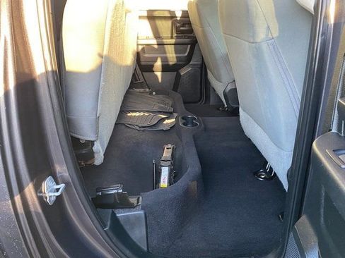 Used 2018 RAM 1500 ST w/ SXT Appearance Group image 20