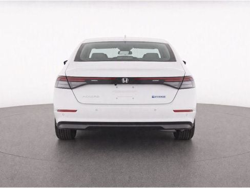 Used 2024 Honda Accord EX-L image 6