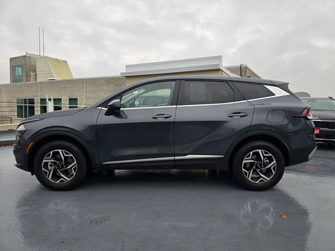Certified 2024 Kia Sportage LX image 4