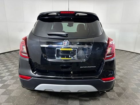 Used 2019 Buick Encore Sport Touring image 4