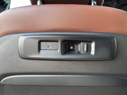 Used 2020 BMW X5 xDrive40i w/ Executive Package image 30