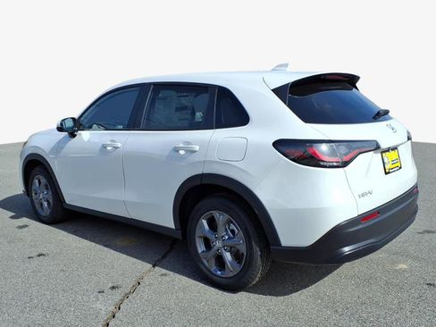 New 2026 Honda HR-V LX image 5