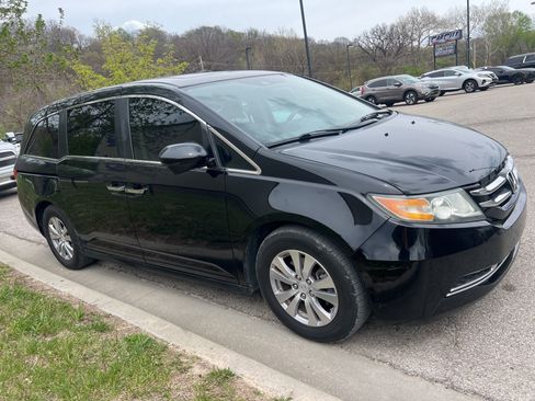 Used 2016 Honda Odyssey EX-L image 3