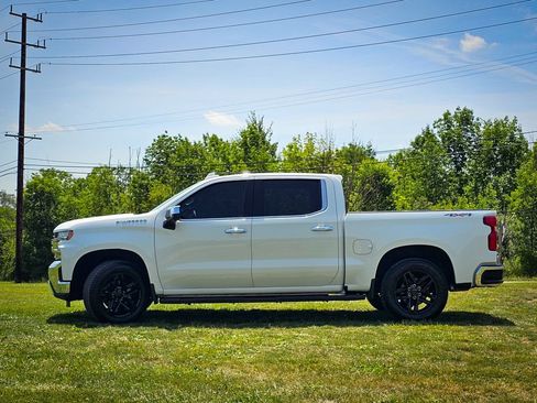 Used 2022 Chevrolet Silverado 1500 LTZ w/ LTZ Premium Package AWD/4WD image 7