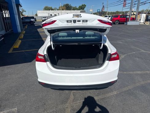Used 2023 Chevrolet Malibu LT FWD image 6