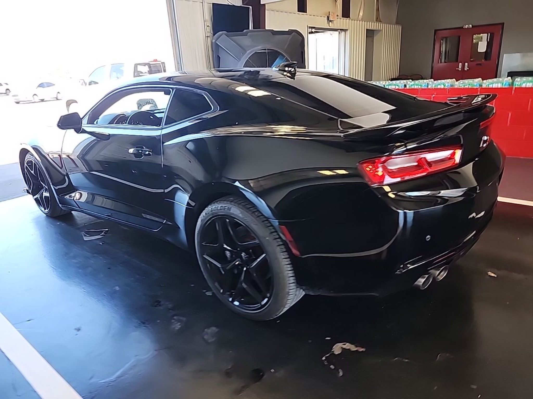Used 2017 Chevrolet Camaro SS RWD image 4