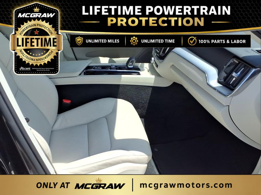 Used 2023 Volvo XC60 B5 Core FWD image 16