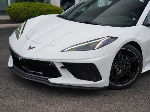 Used 2022 Chevrolet Corvette Stingray Preferred Cpe w/ 2LT RWD image 2