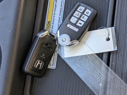 Used 2019 Honda Odyssey Elite image 38