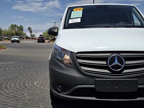 Used 2022 Mercedes-Benz Metris image 10