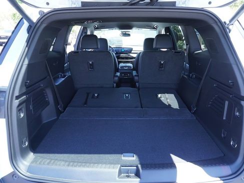 New 2026 Buick Enclave Preferred w/ Super Cruise Package image 8