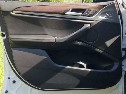 Used 2023 BMW X3 sDrive30i w/ Convenience Package image 12