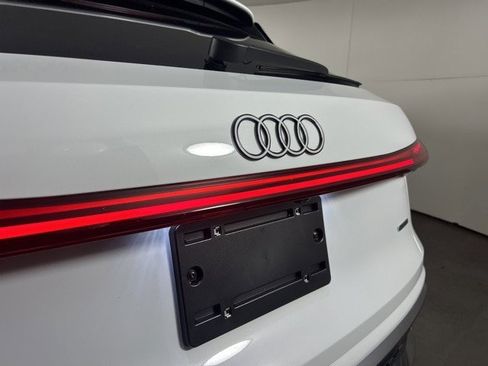 New 2025 Audi Q5 Premium Plus image 28