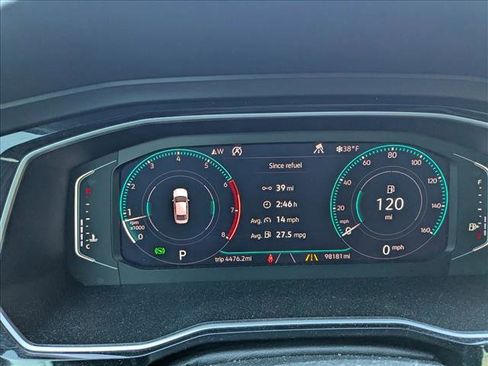 Used 2019 Volkswagen Jetta SEL w/ Cold Weather Package image 18