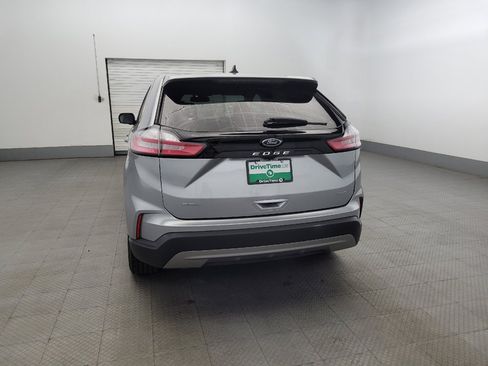 Used 2024 Ford Edge SEL image 6