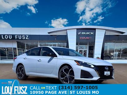 Used 2023 Nissan Altima 2.5 SR w/ SR Premium Package