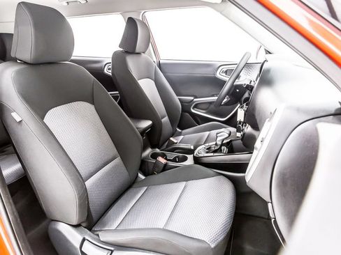 Used 2021 Kia Soul LX FWD image 33