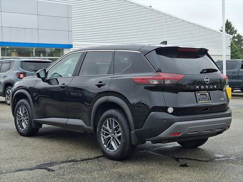 Used 2023 Nissan Rogue S AWD/4WD image 4