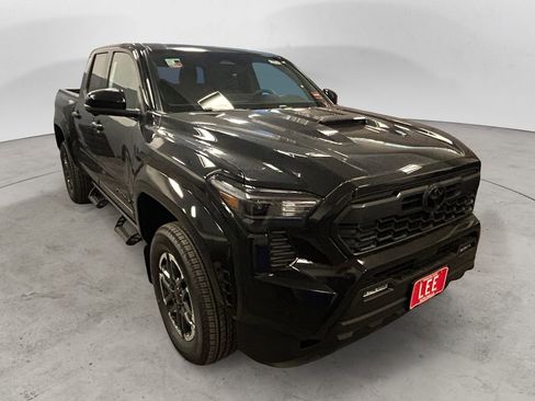 New 2026 Toyota Tacoma TRD Sport AWD/4WD image 7