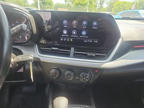 Used 2024 Chevrolet Trax RS w/ Driver Confidence Package FWD image 19