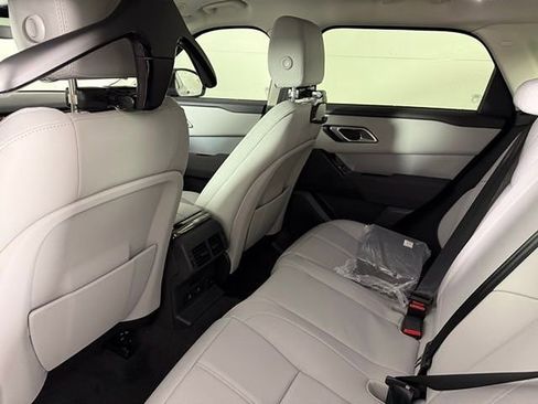 Used 2025 Land Rover Range Rover Velar S image 18