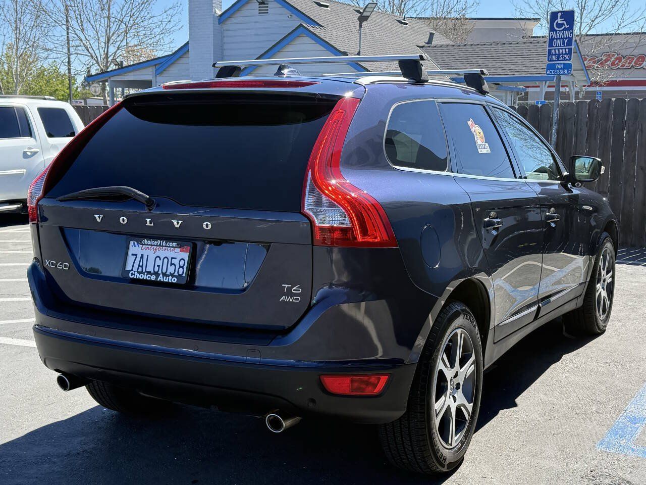 Used 2013 Volvo XC60 T6 AWD/4WD image 5