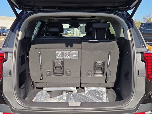 New 2026 Kia Carnival SX Prestige FWD image 4