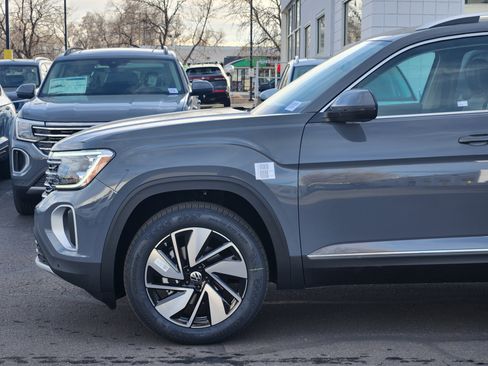 New 2026 Volkswagen Atlas SEL AWD/4WD image 2