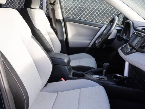 Used 2017 Toyota RAV4 XLE image 15