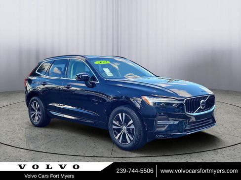 Used 2023 Volvo XC60 B5 Core w/ Climate Package FWD image 1